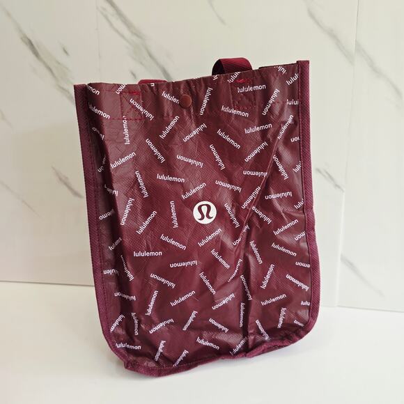 LULULEMON Lot Of 4 Reusable Tote Shopping Bags Red White Maroon Small Large - Picture 5 of 7